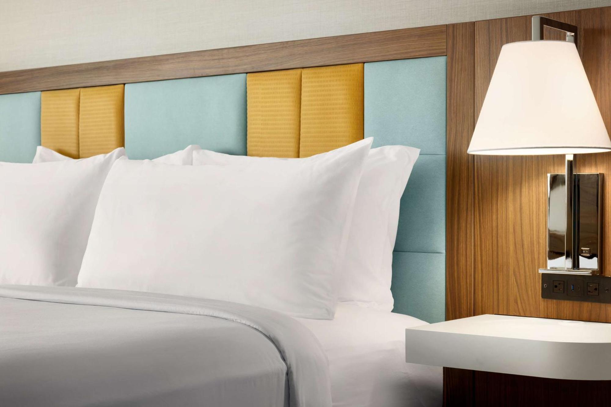 Hampton Inn & Suites Maui North Shore Καχουλούι Εξωτερικό φωτογραφία